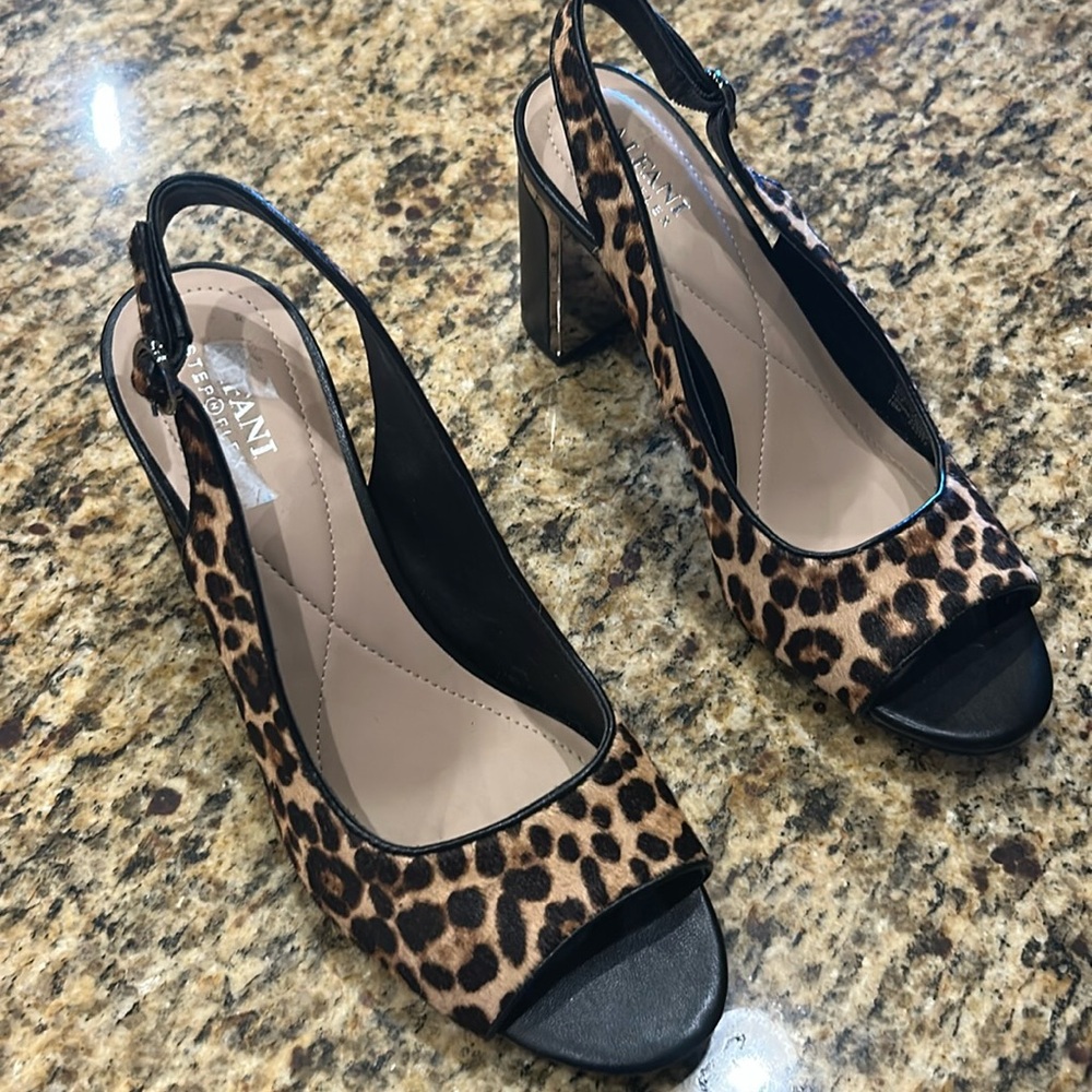 Alfani peep toe, block heel shoes, size 10, EUC | offer in description